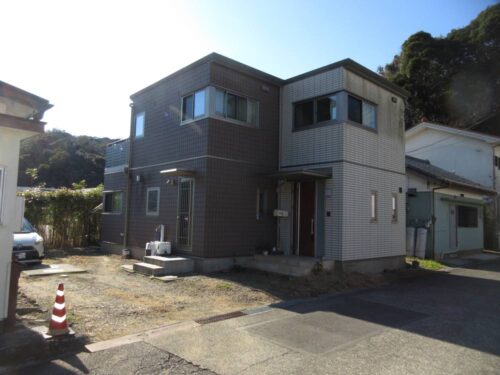 ＜↓値下↓下田市吉佐美＞築11年！希少物件！コンビニ近し！発電システム付【中古・戸建】