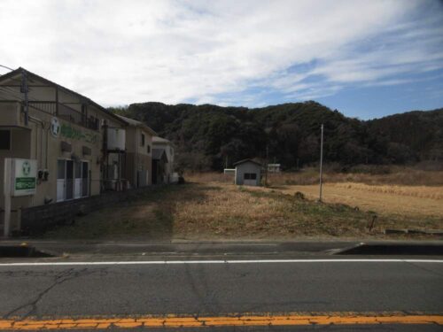 ＜南伊豆町湊＞国道136号沿い・敷地広々202坪【売・土地】